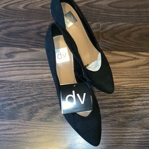 New black heels 🖤